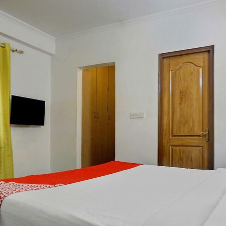 Oyo Flagship 592 Hauz Khas Village New Delhi Eksteriør bilde