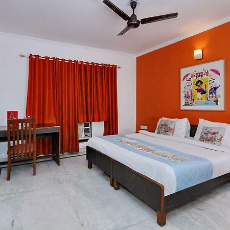 Oyo Flagship 592 Hauz Khas Village New Delhi Eksteriør bilde