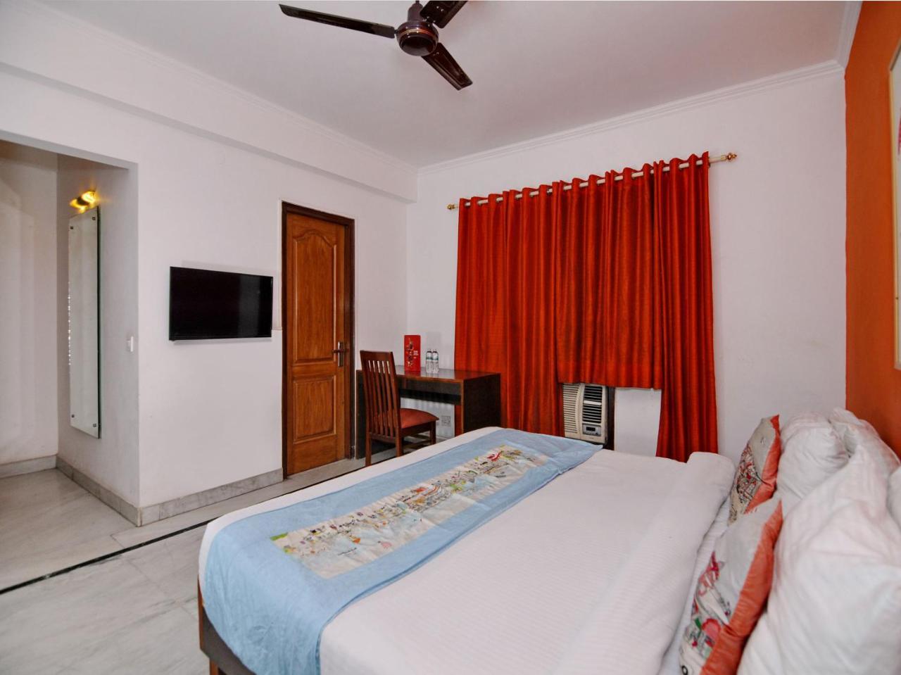Oyo Flagship 592 Hauz Khas Village New Delhi Eksteriør bilde