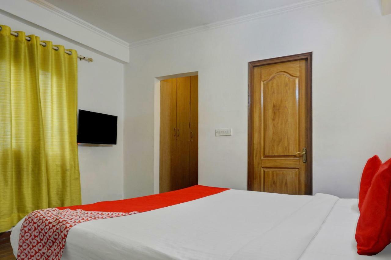 Oyo Flagship 592 Hauz Khas Village New Delhi Eksteriør bilde