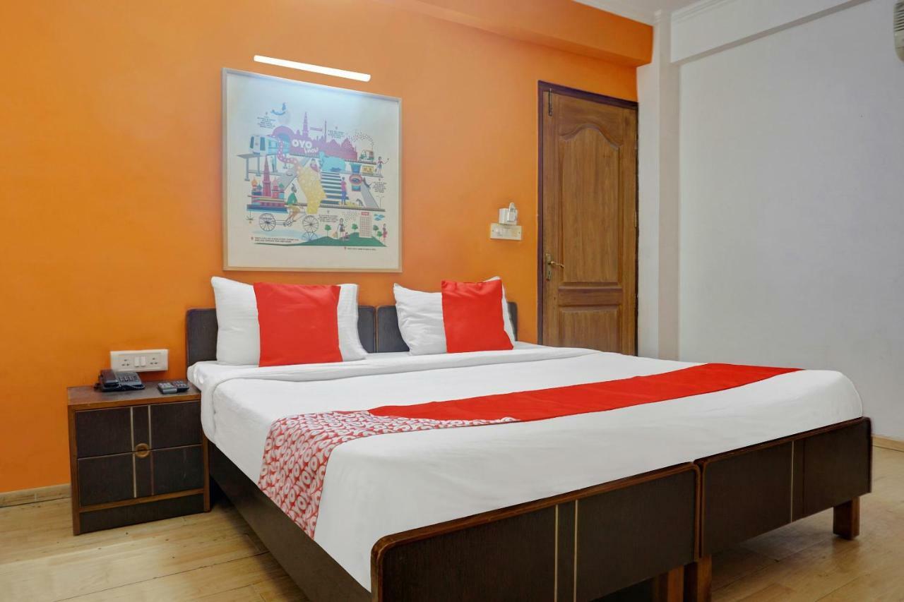 Oyo Flagship 592 Hauz Khas Village New Delhi Eksteriør bilde
